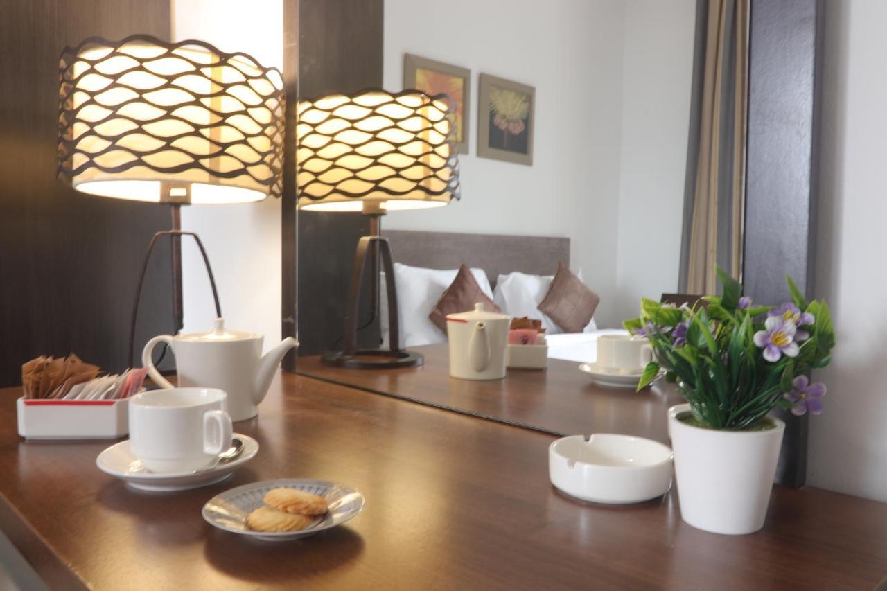 Magnum Hotel & Suites West Bay 도하 외부 사진