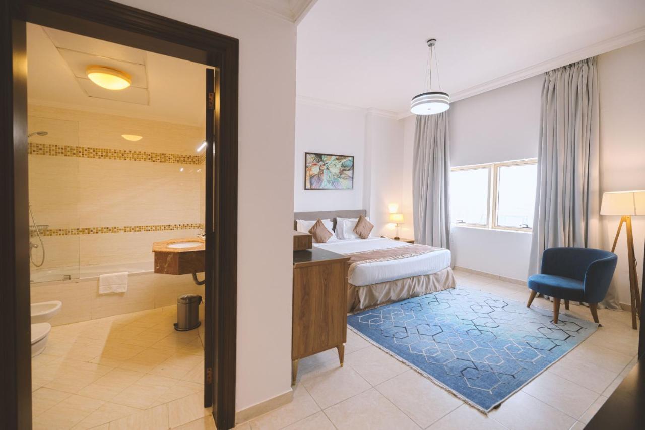 Magnum Hotel & Suites West Bay 도하 외부 사진