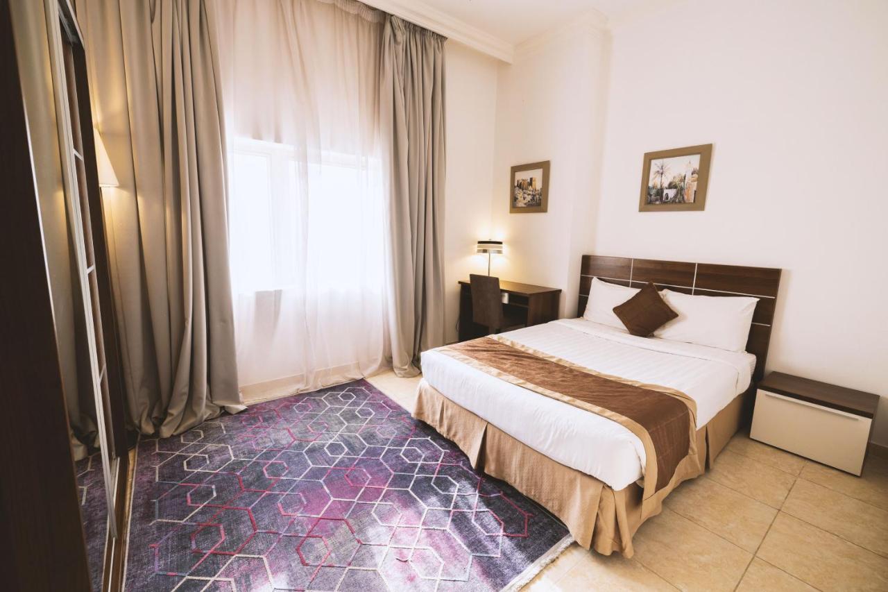 Magnum Hotel & Suites West Bay 도하 외부 사진