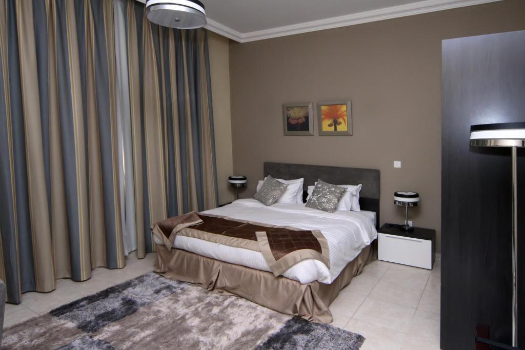 Magnum Hotel & Suites West Bay 도하 객실 사진