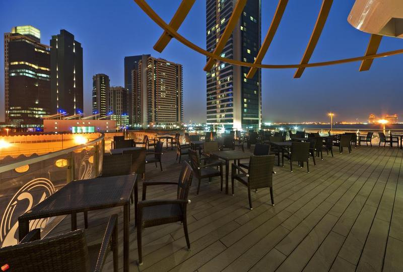Magnum Hotel & Suites West Bay 도하 외부 사진